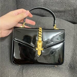 Sylvie 1969 patent leather handbag
Very good condition